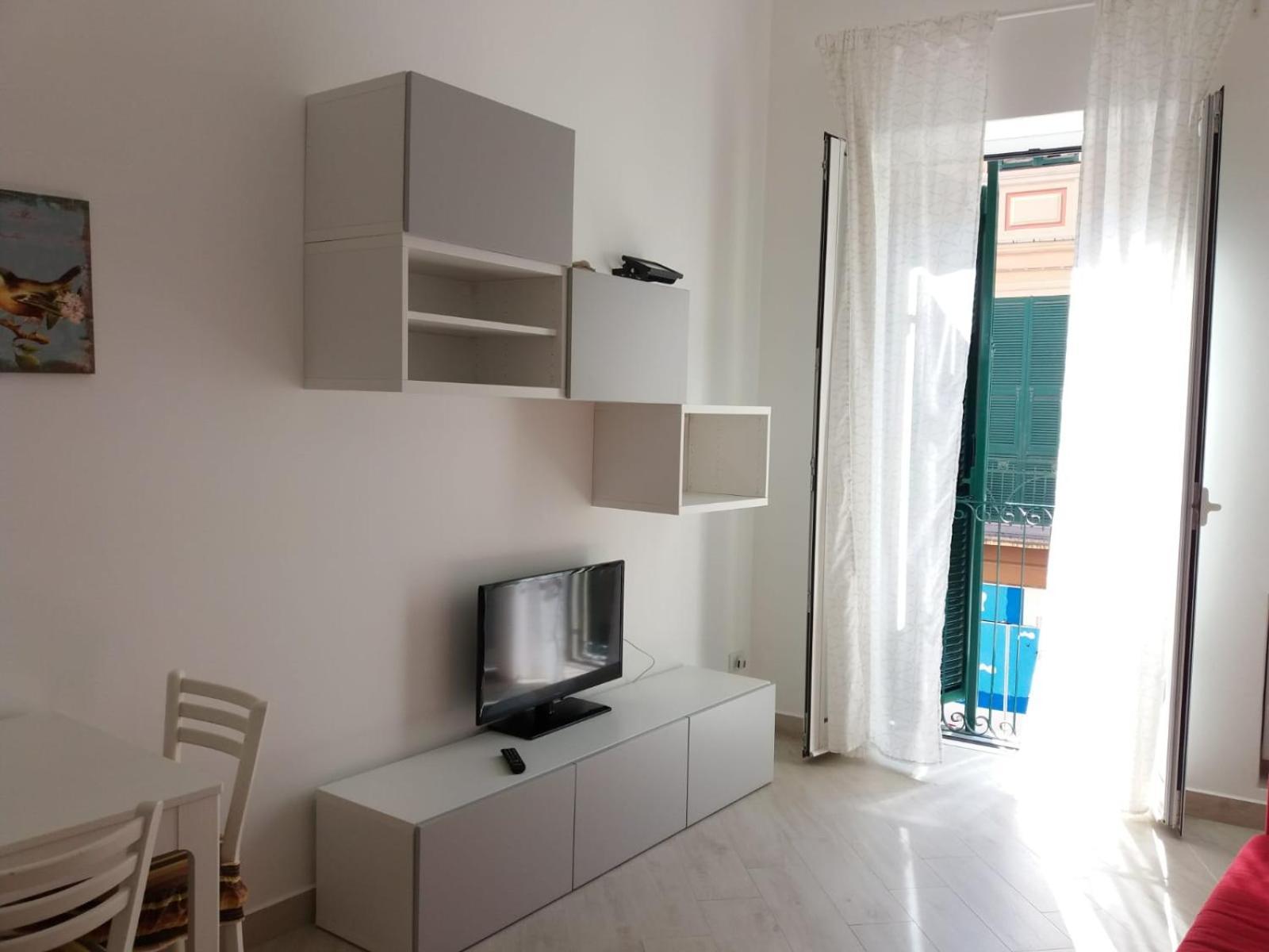Porro15 Apartman Finale Ligure Kültér fotó